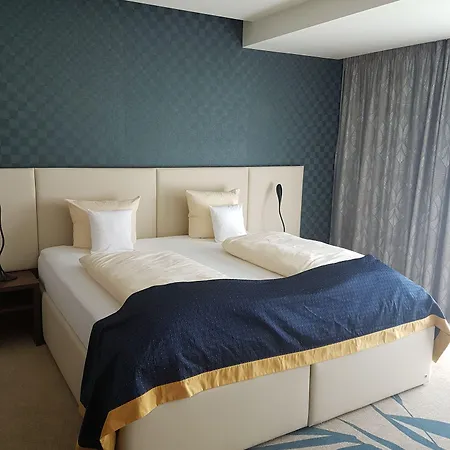Laa Natura Bed & Breakfast