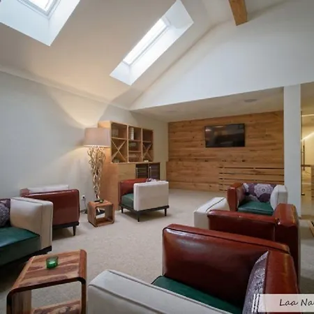 Laa Natura Bed & Breakfast 3*