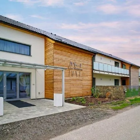 Bed & Breakfast Laa Natura Laa an der Thaya