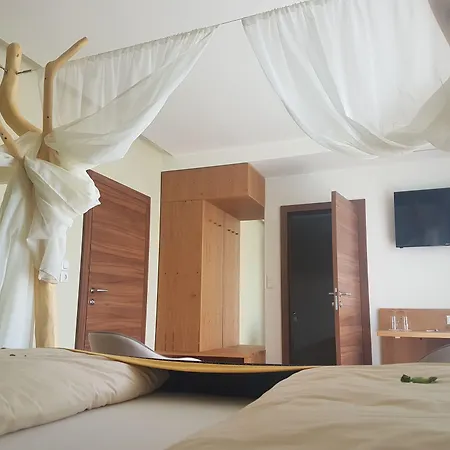 Bed & Breakfast Laa Natura 3*