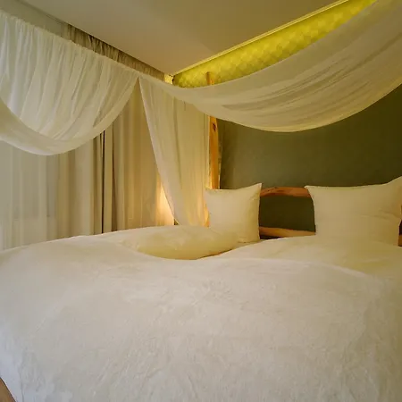Laa Natura Bed & Breakfast 3*
