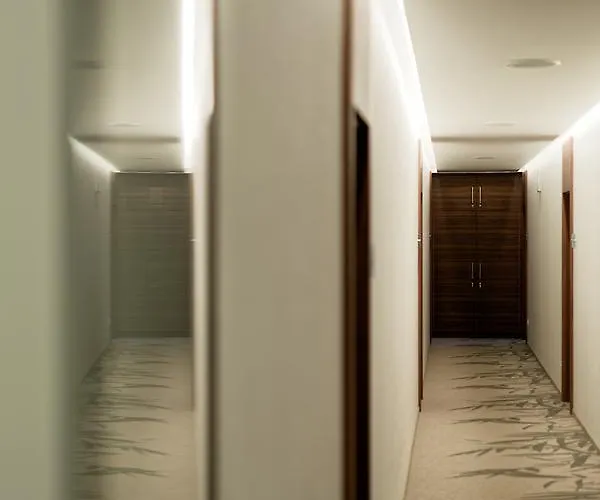 Nocleg ze śniadaniem Laa Natura 3*