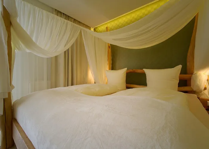 Laa Natura Nocleg ze śniadaniem 3*